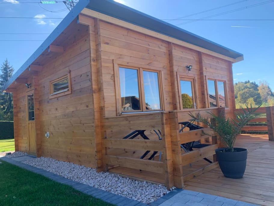 Chalet 2 Personnes Avec Jacuzzi Et Piscine Saisonniere Partagee Corcieux ภายนอก รูปภาพ